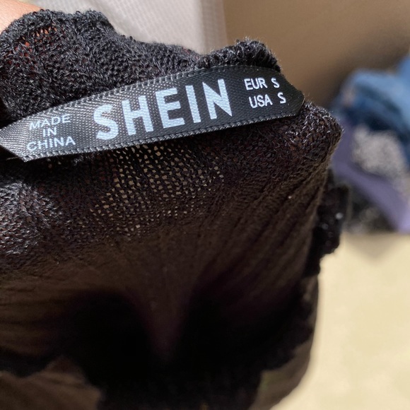 SHIEN sunflower long sleeve - Picture 3 of 3